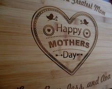Load image into Gallery viewer, Custom Cutting Board Mothers Day Gift For the World&#39;s Greatest Mom Laser-engraved Personalized Bamboo Cheese Board Happy Mothers Day
